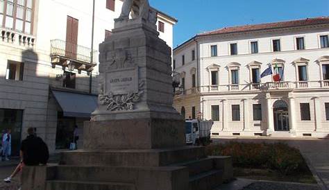 Beautiful View Of Statua Di Fedele Lampertico In Vicenza