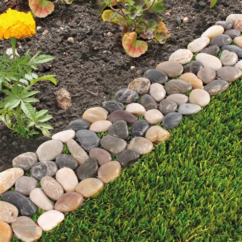 Landscaping Edging With Rocks