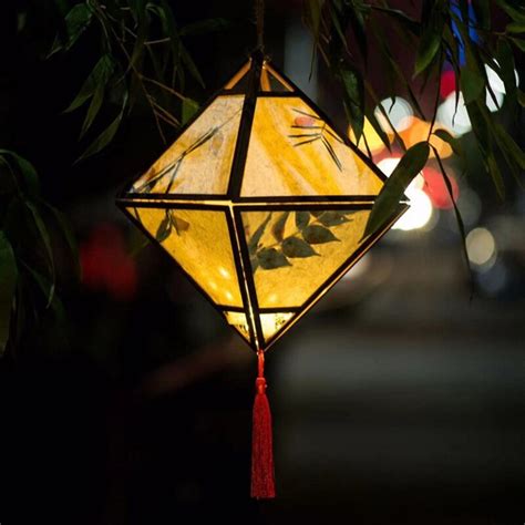 Lantern Light La