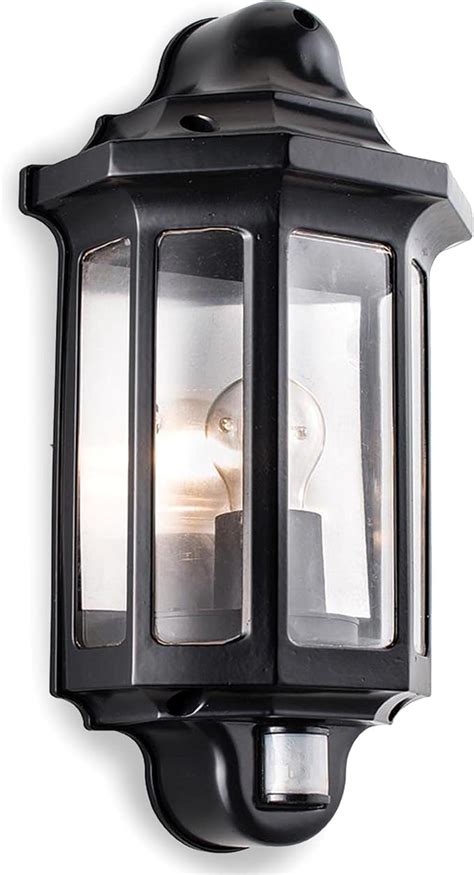 Lantern Light Pir