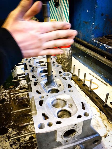 Lapping Valves With Toothpaste