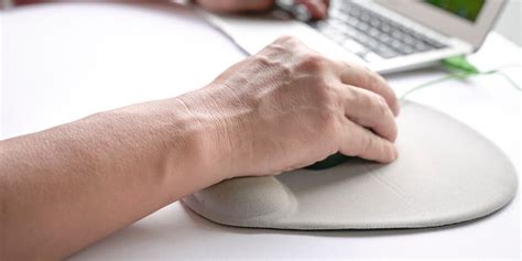 Laptop Mouse Pad Use