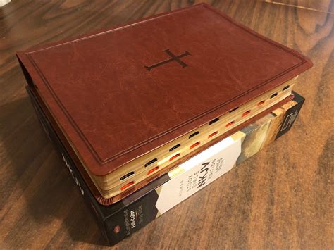 Holman NKJV Large Print Personal Size Reference Bible Unboxing