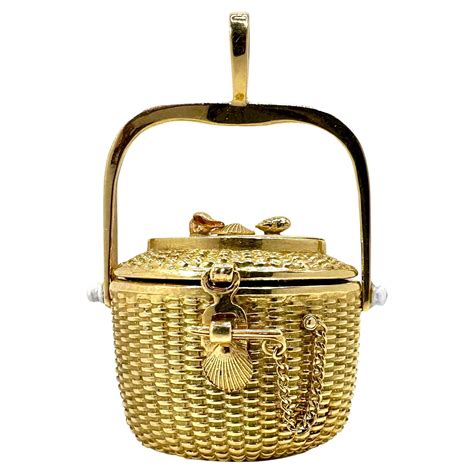Large Basket Pendant