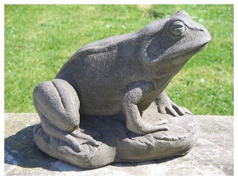 Large Frog Garden Statue