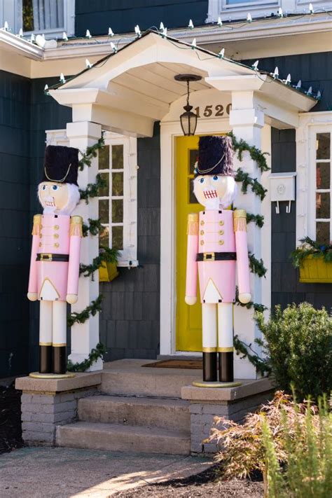 Large Nutcrackers For Front Porch