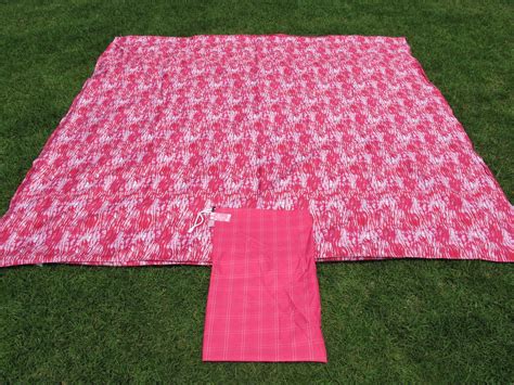 home.furnitureanddecorny.com:large padded picnic rug