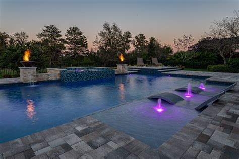 large pool design
