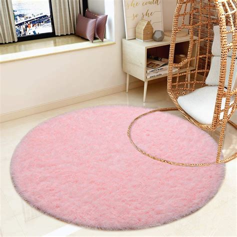 large round fluffy rug