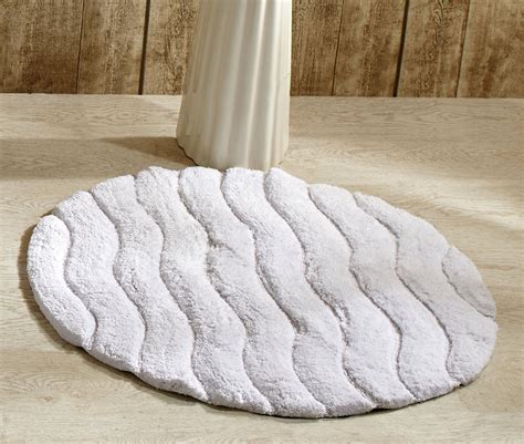 Large Round White Bath Rug