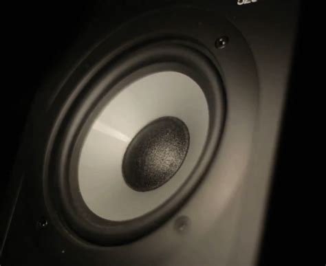 Large Speakers Gif