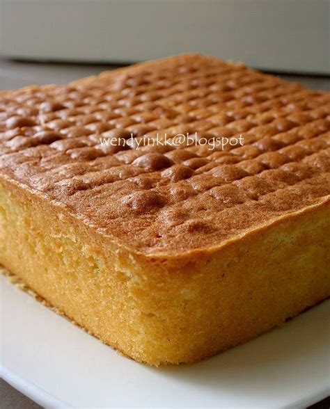 10 inch round tin sponge cake http//allrecipes.co.uk Easy sponge cake recipe, Cake recipes