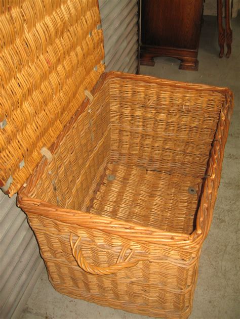 Large Wicker Baskets With Tops