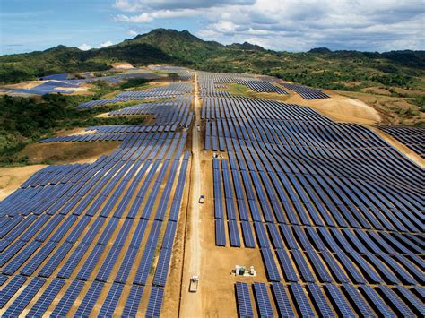 largest solar power plant in the philippines
