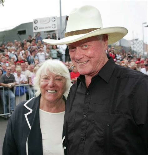 larry hagman and wife