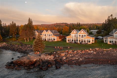 Larsmont Resort 3 Bedroom Cottage in the Woods Two Harbors
