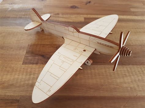 Laser Cut Plane Files