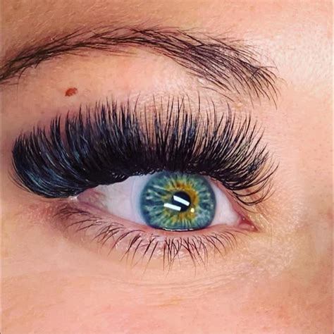 lash extensions broken arrow