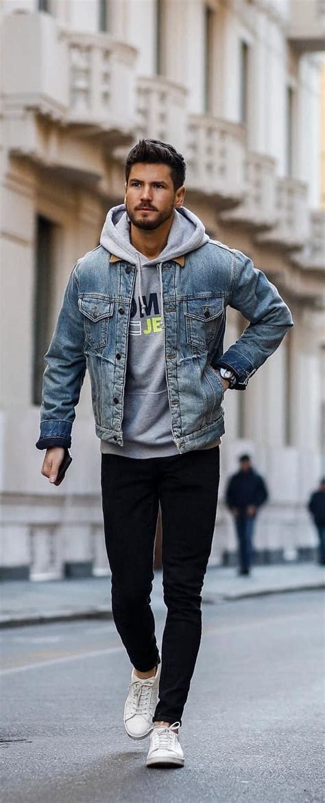 latest jeans and hoodie looks