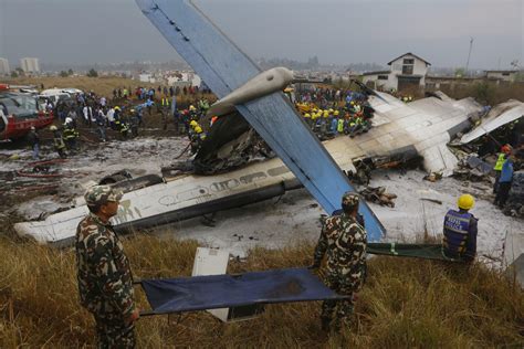 latest news today uk plane crash
