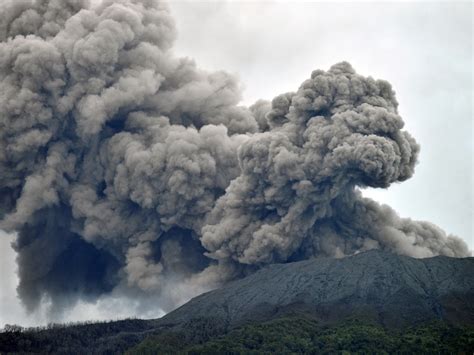 latest news volcano eruption indonesia