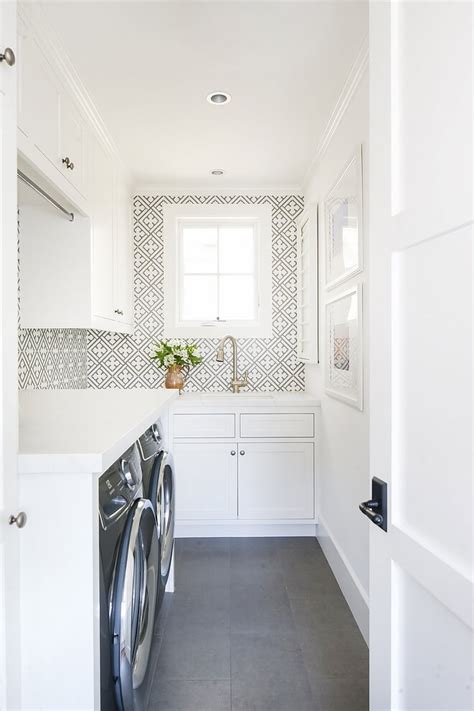 Elegant and Functional Laundry Room Design Ideas in 2020 Room tiles