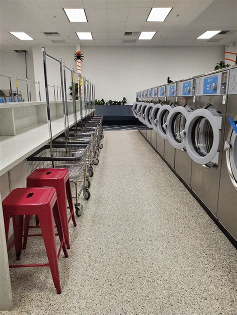 Coin Laundry in Los Angeles Coin Laundry 4224 W Pico Blvd, Los