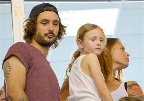 laure manaudou et son fils lou