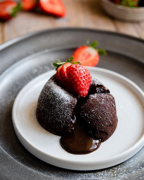 Slow Cooker Chocolate Molten Lava Cake