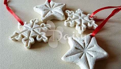 Lavoretti Di Natale Con La Pasta Di Bicarbonato ...fantastica! Clay Ornaments Tag