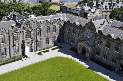 law school in scotland