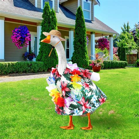 Lawn Goose