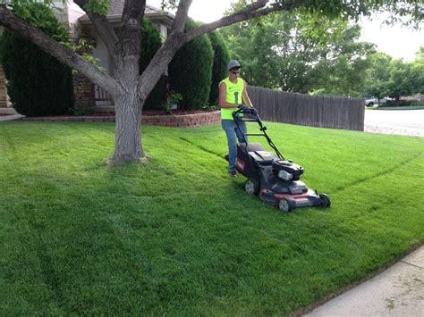 lawn maintenance service near me