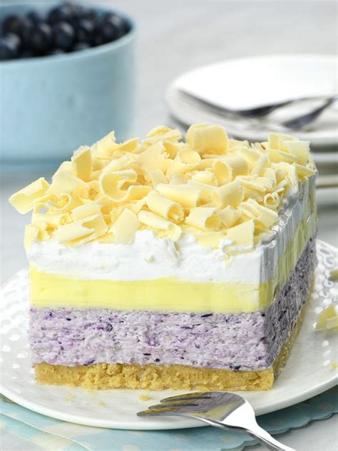 layered lemon lasagna