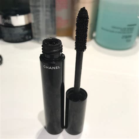 Le Volume De Chanel Mascara Review