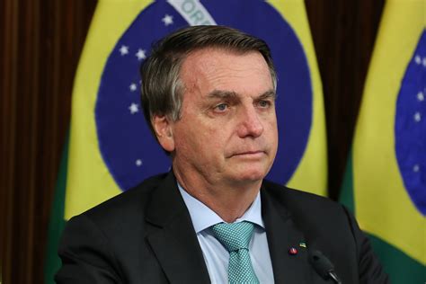 le monde's analysis of bolsonaro's presidency