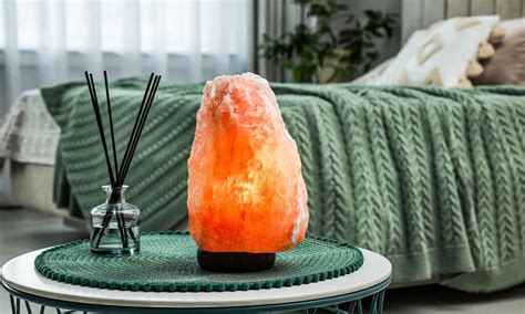 leaking salt lamp