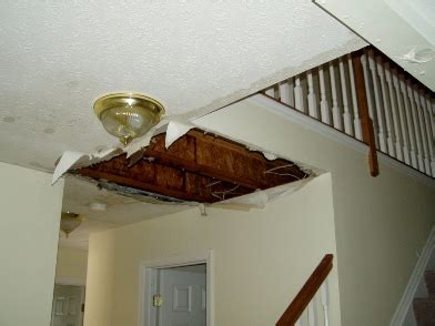 3 Major Consequences of Leaky Plumbing Pipe on a Building Interior