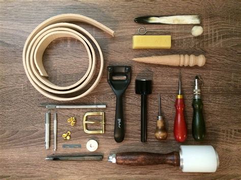 Leather Working Tools And How To Use Them