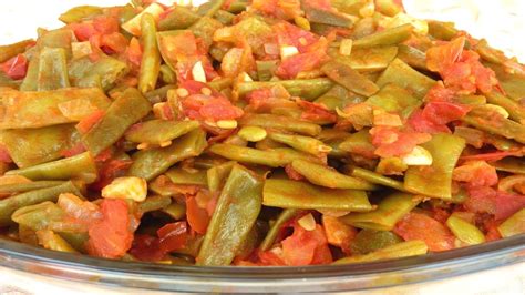 Middle Eastern Spiced Green Beans with Olive Oil and