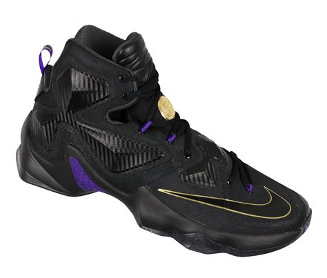 lebron james basketball shoes 13