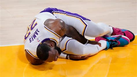 lebron james high ankle sprain