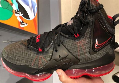 lebron james shoes 2019 red