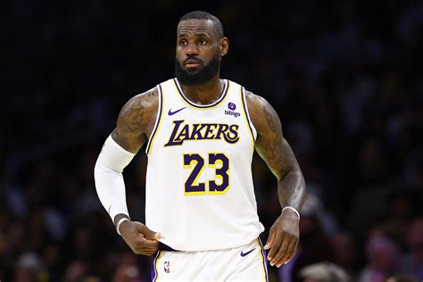 lebron with the lakers