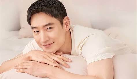 Lee Je-hoon Wiki, Age, Height, Weight, Girlfriend, Wife, Net Worth And