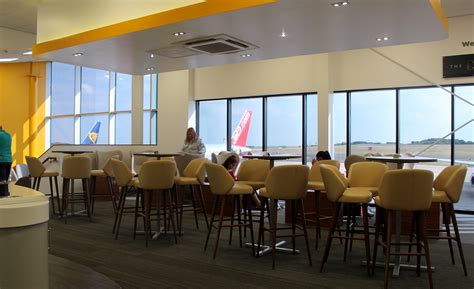 leeds and bradford airport lounges