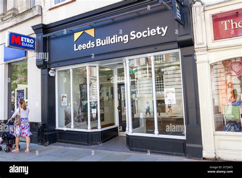 leeds building society colchester branch