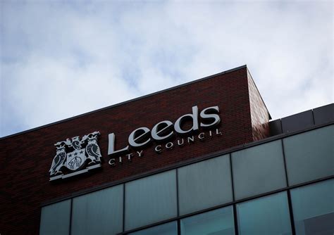 leeds city council tenders