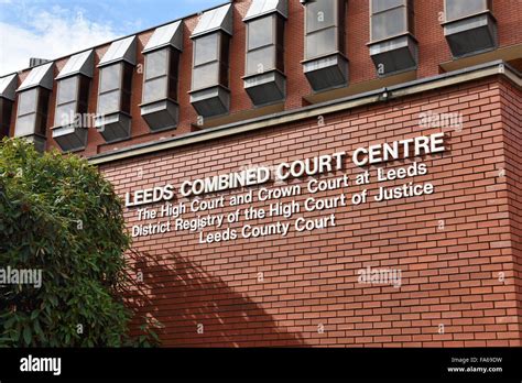 leeds county court contact number
