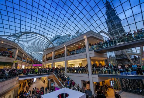 leeds trinity centre shops